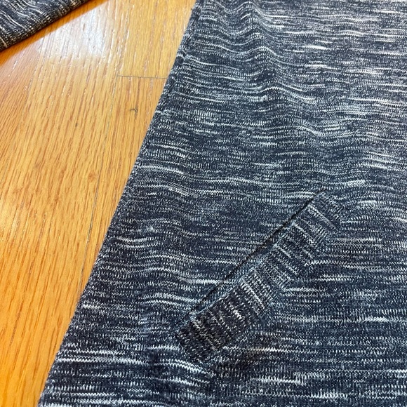 Hollister Navy Blue Dress with Pockets (Model pic is exact version but in red) - Picture 7 of 9